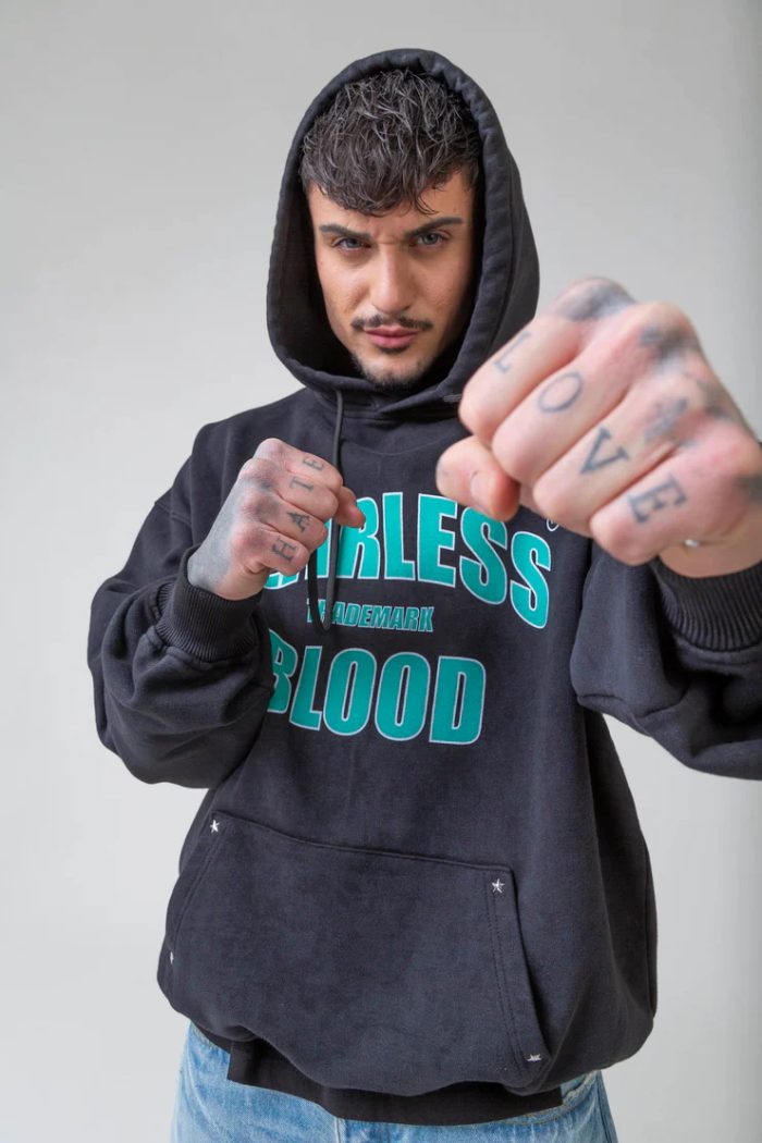 FEARLESS BLOOD HOODY 02