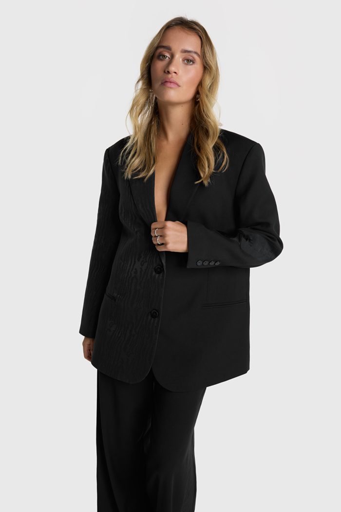 ALIX THE LABEL LADIES WOVEN JACQUARD GRANDDAD BLAZER