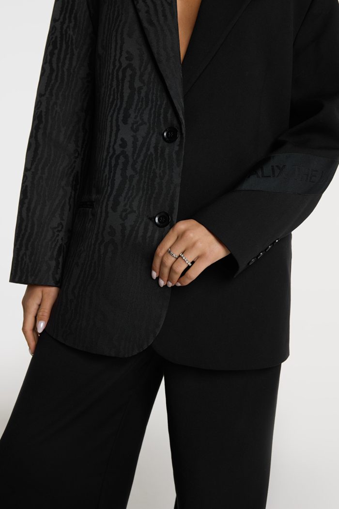 ALIX THE LABEL LADIES WOVEN JACQUARD GRANDDAD BLAZER